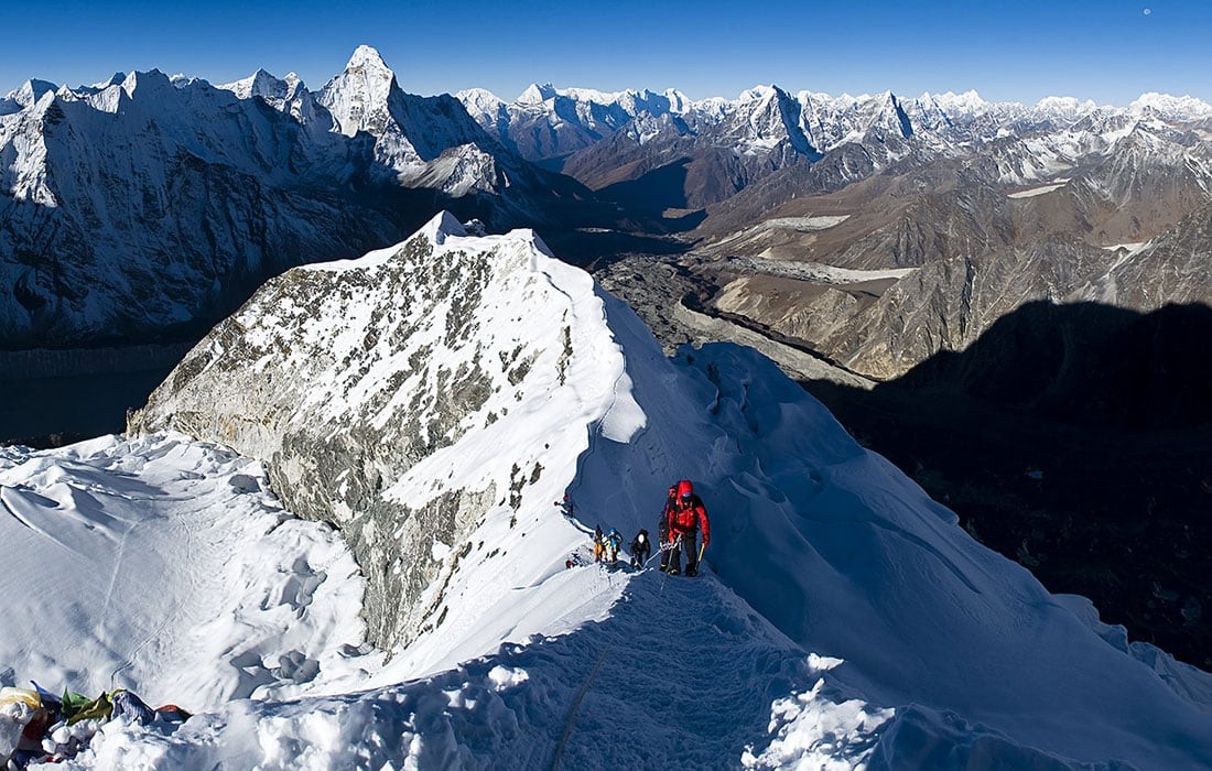 Island Peak Climbing via Gokyo and EBC