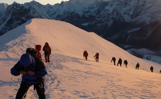 Mera Peak Climbing via Pangom